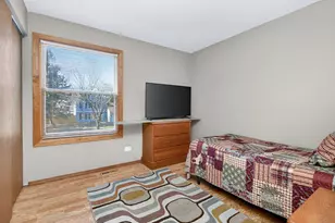 1221 Driftwood Ln, Bartlett, IL 60103 - Photo 13