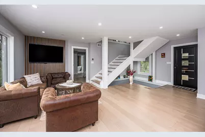 101 N Schoenbeck Road, Prospect Heights, IL 60070 - Photo 7