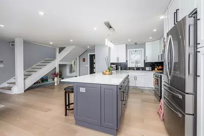 101 N Schoenbeck Road, Prospect Heights, IL 60070 - Photo 5