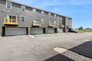 862 Briar Gln Ct, Hampshire, IL 60140 - Photo 17