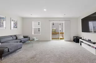 862 Briar Gln Ct, Hampshire, IL 60140 - Photo 5