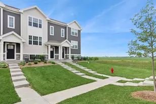 862 Briar Gln Ct, Hampshire, IL 60140 - Photo 1