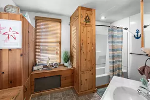 916 Berylan St, Belvidere, IL 61008 - Photo 9