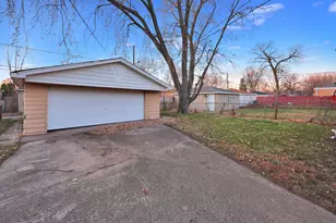 14234 Ingleside Ave, Dolton, IL 60419 - Photo 5