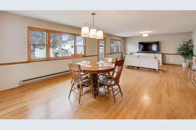 200 S Derbyshire Lane, Arlington Heights, IL 60004 - Photo 13