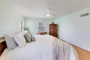 200 S Derbyshire Ln, Arlington Heights, IL 60004 - Photo 19