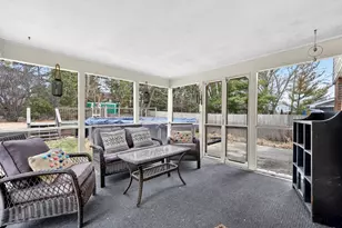 4966 Brigadoon Rd, Rockford, IL 61107 - Photo 9