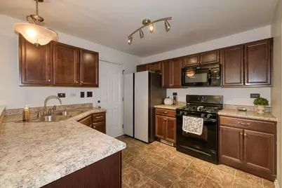 820 N 1st Street #820, Elburn, IL 60119 - Photo 5