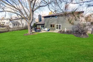 613 E Golf Rd, Libertyville, IL 60048 - Photo 31