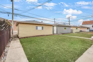 4437 W 55th St, Chicago, IL 60632 - Photo 3