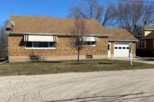 279 N State St, Hampshire, IL 60140 - Photo 1