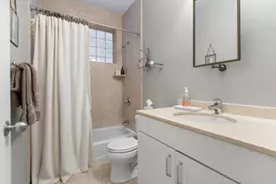 1827 W Iowa St, Chicago, IL 60622 - Photo 31