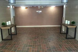 1025 W Hollywood Ave, Chicago, IL 60660 - Photo 3