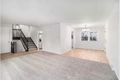 334 Stillwell Drive, Buffalo Grove, IL 60089 - Photo 3