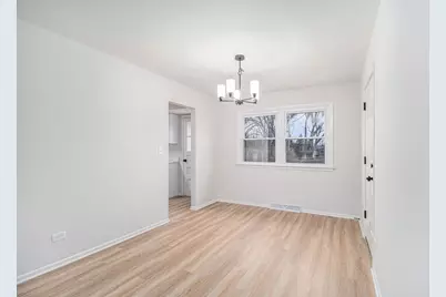 334 Stillwell Drive, Buffalo Grove, IL 60089 - Photo 5