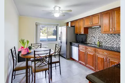 7410 W 111th Street #310, Worth, IL 60482 - Photo 5