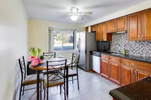 7410 W 111th St, Worth, IL 60482 - Photo 5