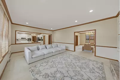 55 Oak Creek Drive, Yorkville, IL 60560 - Photo 5