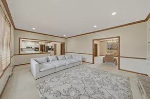 55 Oak Creek Dr, Yorkville, IL 60560 - Photo 5