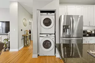 121 Callan Ave, Evanston, IL 60202 - Photo 7