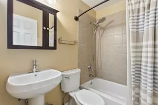 121 Callan Ave, Evanston, IL 60202 - Photo 13