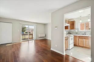 266 12th St, Wheeling, IL 60090 - Photo 5