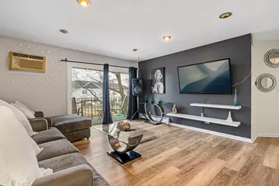 245 N Mill Road #9C, Addison, IL 60101 - Photo 3