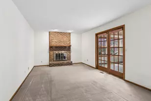 418 Churchill Ct, Batavia, IL 60510 - Photo 7