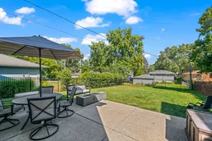 0S579 Robbins St, Winfield, IL 60190 - Photo 27