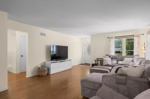 0S579 Robbins St, Winfield, IL 60190 - Photo 7