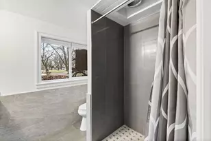 18W089 Claremont Dr, Darien, IL 60561 - Photo 21