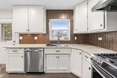 18W089 Claremont Drive, Darien, IL 60561 - Photo 13