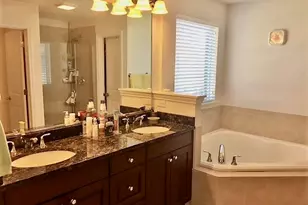 1109 E Port Clinton Rd, Vernon Hills, IL 60061 - Photo 7