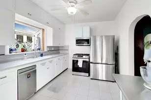 4721 N Kenton Ave, Chicago, IL 60630 - Photo 11