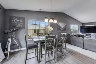 1552 Matthew Dr, Algonquin, IL 60102 - Photo 9