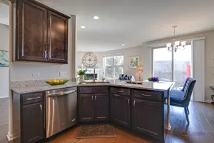 246 Belmont Dr, Lincolnshire, IL 60069 - Photo 11