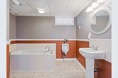 1204 W Lombard Street, Davenport, IA 52804 - Photo 31