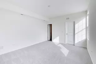 1001 Celebration Drive, Aurora, IL 60504 - Photo 17