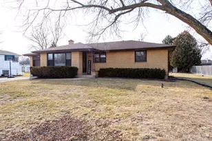 1430 Park Ave, Winthrop Harbor, IL 60096 - Photo 1