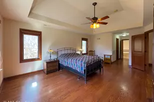 9030 Elm Ave, Burr Ridge, IL 60527 - Photo 35