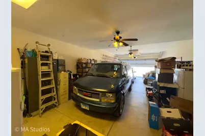 9030 Elm Avenue, Burr Ridge, IL 60527 - Photo 57