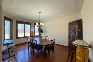 9030 Elm Ave, Burr Ridge, IL 60527 - Photo 5