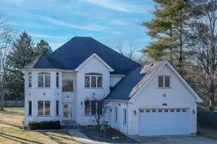 9030 Elm Ave, Burr Ridge, IL 60527 - Photo 1