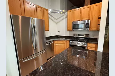 [Address not provided], Chicago, IL 60607 - Photo 5