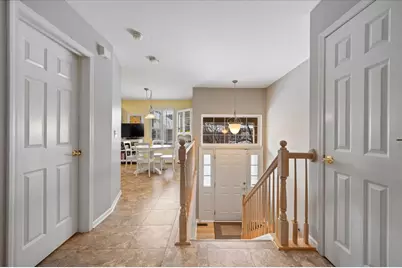 132 Meredith Lane, Streamwood, IL 60107 - Photo 17