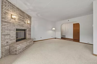 9050 Del Prado Drive #1S, Palos Hills, IL 60465 - Photo 7