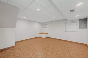 777 Village Cir, Marengo, IL 60152 - Photo 13