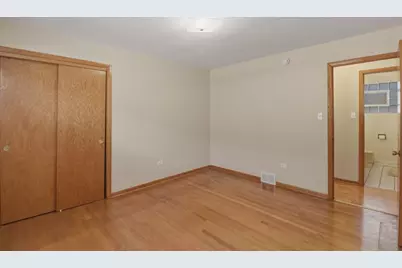 3819 W 66th Place, Chicago, IL 60629 - Photo 7