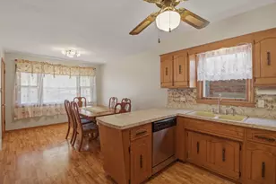 3819 W 66th Pl, Chicago, IL 60629 - Photo 11