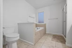 10 Timbers Ct, Bloomington, IL 61701 - Photo 21